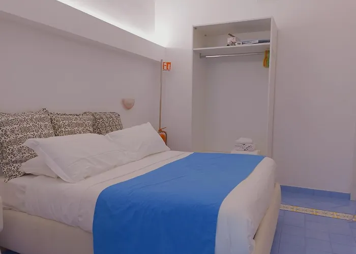 Agora -casetta Sorrentina