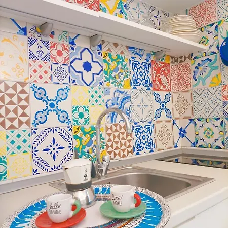 Agora -casetta Sorrentina *